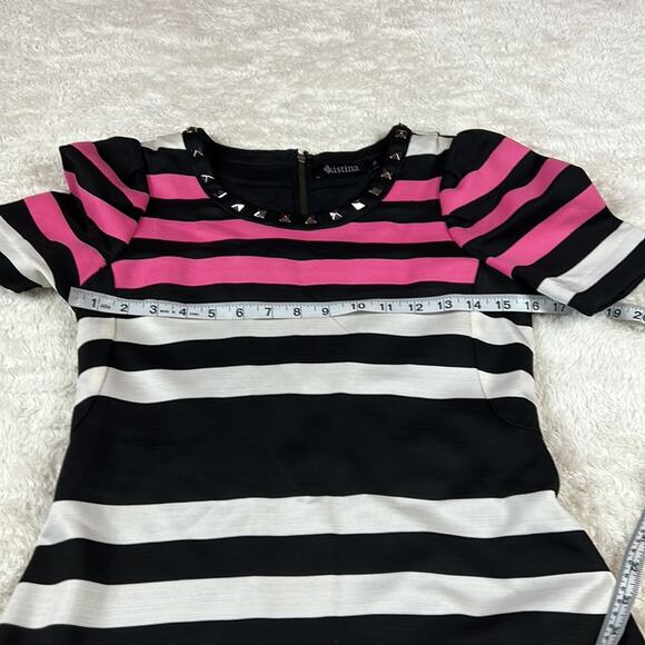 Kistini geometric sripe fit and flare silver stud collar dress, size medium - Picture 6 of 13